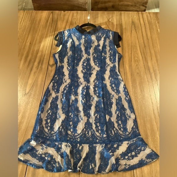 Aijek Wonderment Blue Lace Cap Sleeve Ruffle Cocktail Mini Dress Size 10 - Picture 9 of 17